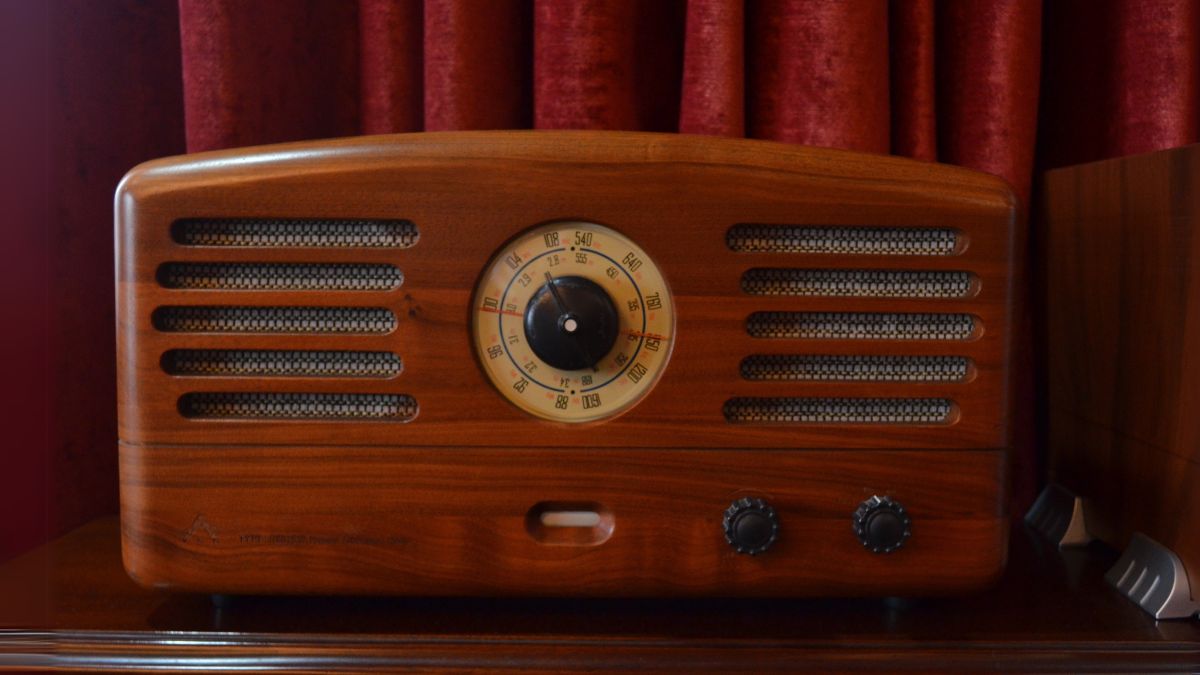 100 años de radio en España: un viaje sonoro que sigue evolucionando