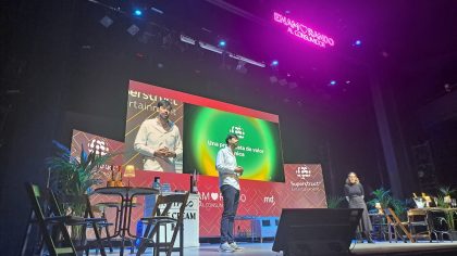 Hugo Albornoz Superstruct