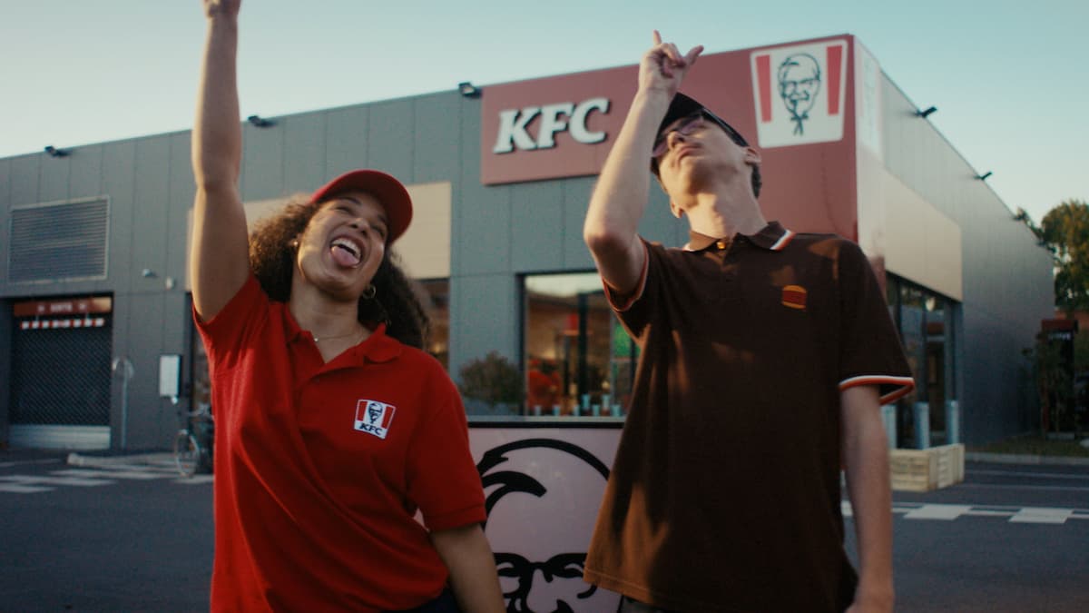 La amistad del siglo: Burger King y KFC dejan atrás la rivalidad con la 'BFF Burger'
