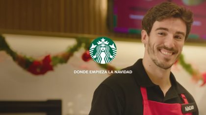 Starbucks da inicio a la Navidad invitando a reconectar con los seres queridos