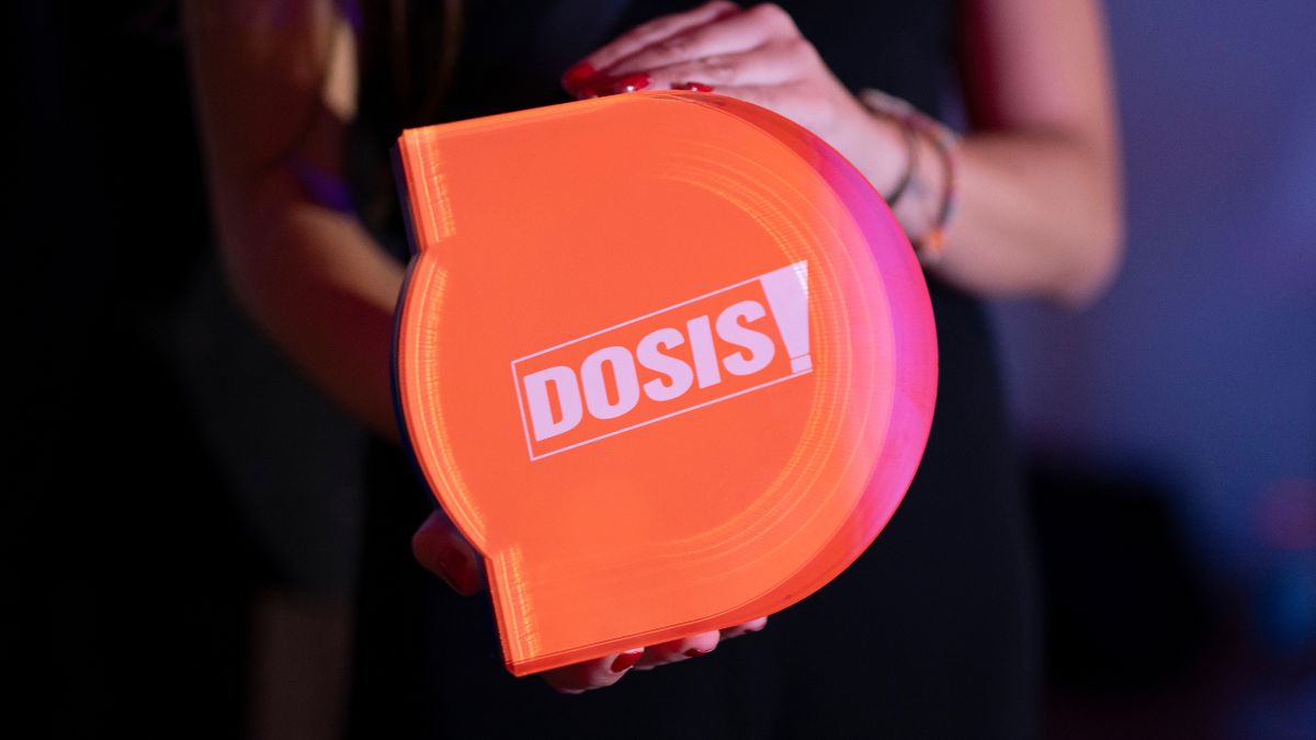 PREMIOS DOSIS